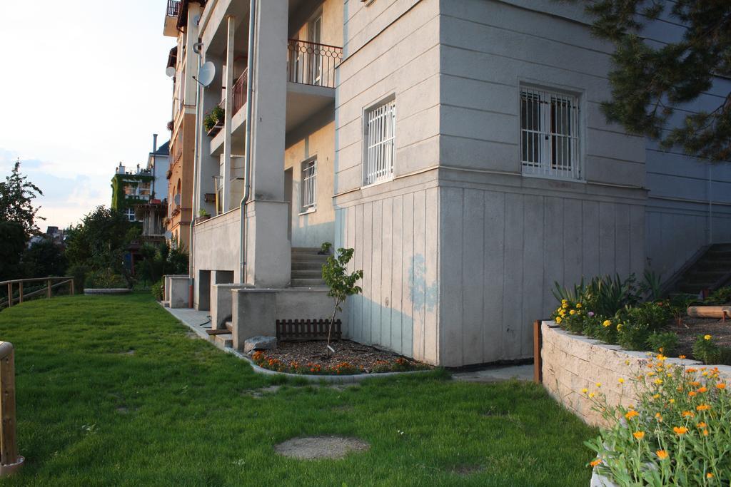 Apartments Vera カルロヴィ・ヴァリ 部屋 写真
