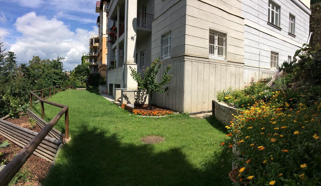 Apartments Vera カルロヴィ・ヴァリ エクステリア 写真