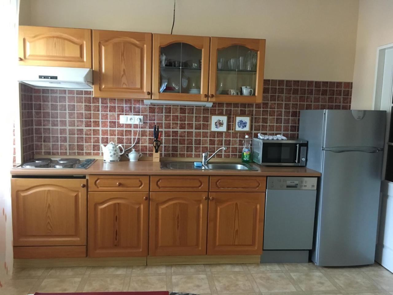 Apartments Vera カルロヴィ・ヴァリ エクステリア 写真
